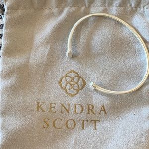 Kendra Scott Silver Bracelet - pearl stones
